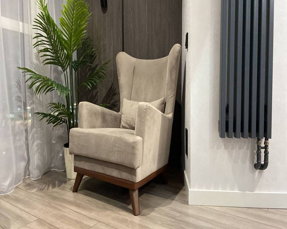 Плинтус из полистирола высокой плотности Волшебная Палочка. Окрашенная. 80мм 2м. NCS 1002-Y