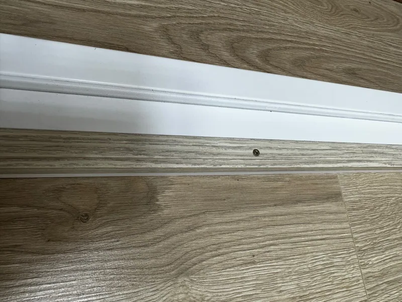 Порог угловой ПУ 01.1800.083н Бук натуральный