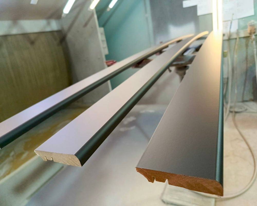 Плинтус МДФ 80М 80мм 2,4м. Окраска включена в стоимость