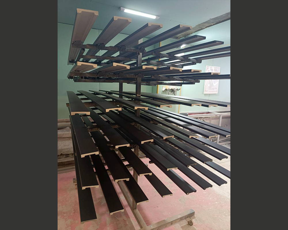 Плинтус полистирол Волшебная Палочка MSPOL 106 70*12*2000 Окраска включена в стоимость