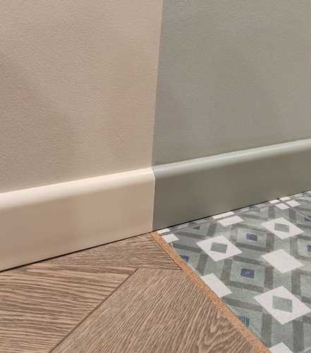 Плинтус МДФ Волшебная палочка 81402 81мм 2,4м.  Окрашенная. NCS 4005Y20R