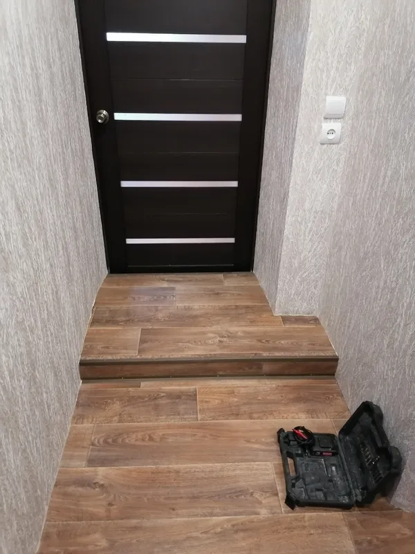 Порог угловой ПУ 05-1.2700.202л Золото