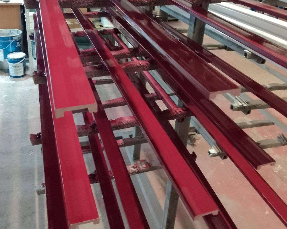 Плинтус полистирол Волшебная Палочка MSPOL 106 70*12*2000 Окраска включена в стоимость