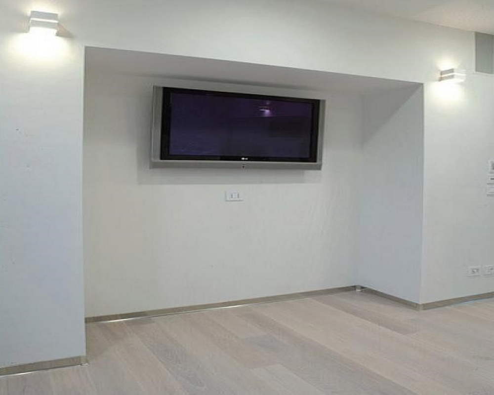 Плинтус из нержавеющей стали Пл 60-3НС.2700.001