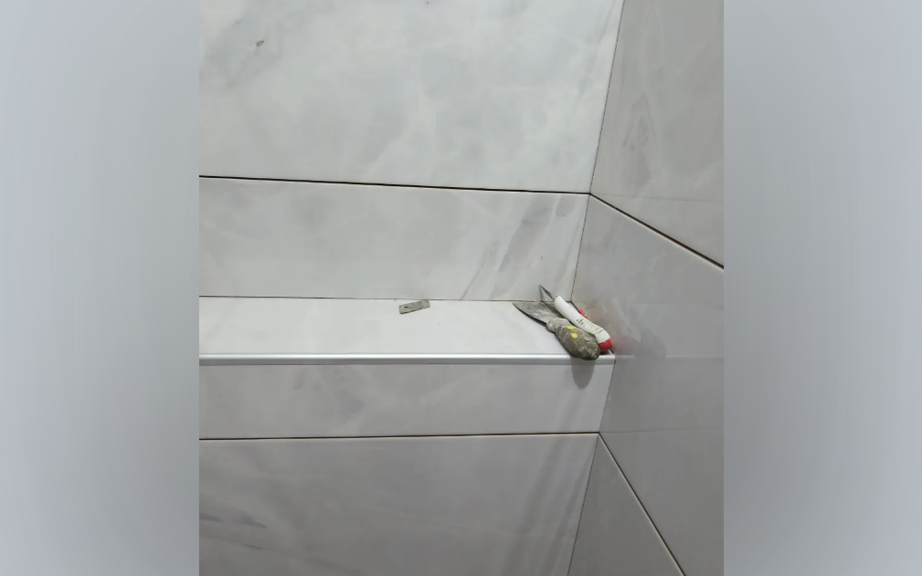 Профиль окантовочный ПК 13-10НСМ(304).2700.010 2,7 м Графит