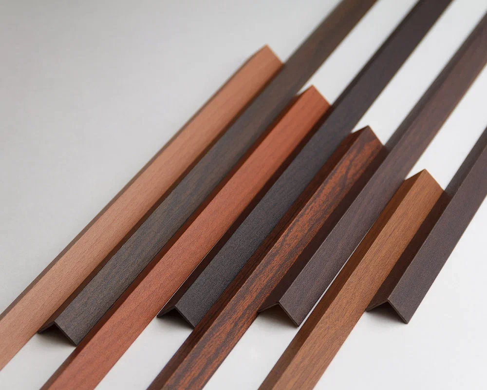 Угол декоративный 30х30 Уп 12-27.2700.594 Венге