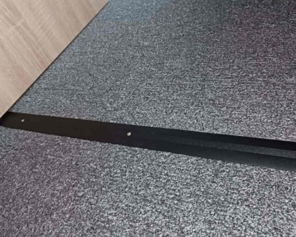 Порог одноуровневый ПС 01.2700.261 Дуб мокко