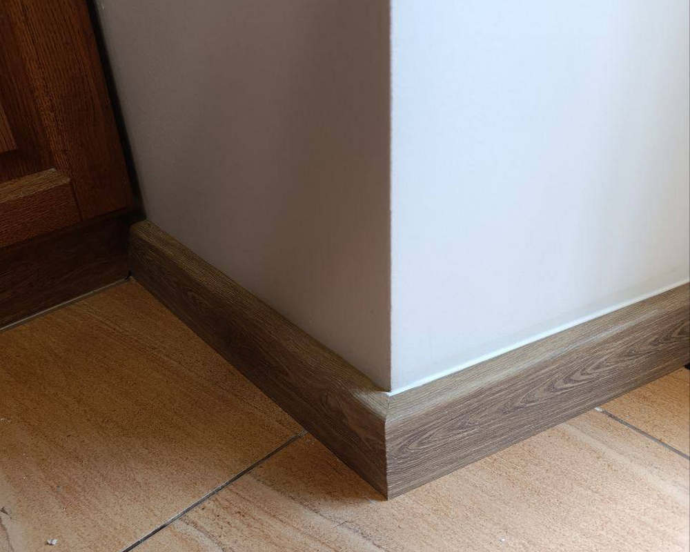 Плинтус ПВХ Рико Концепт 80мм 2,2м. 80002