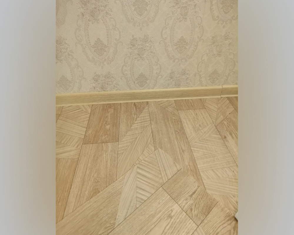 Плинтус ПВХ Salag Lima 72мм 2,5м LY0008 Дуб Шведский