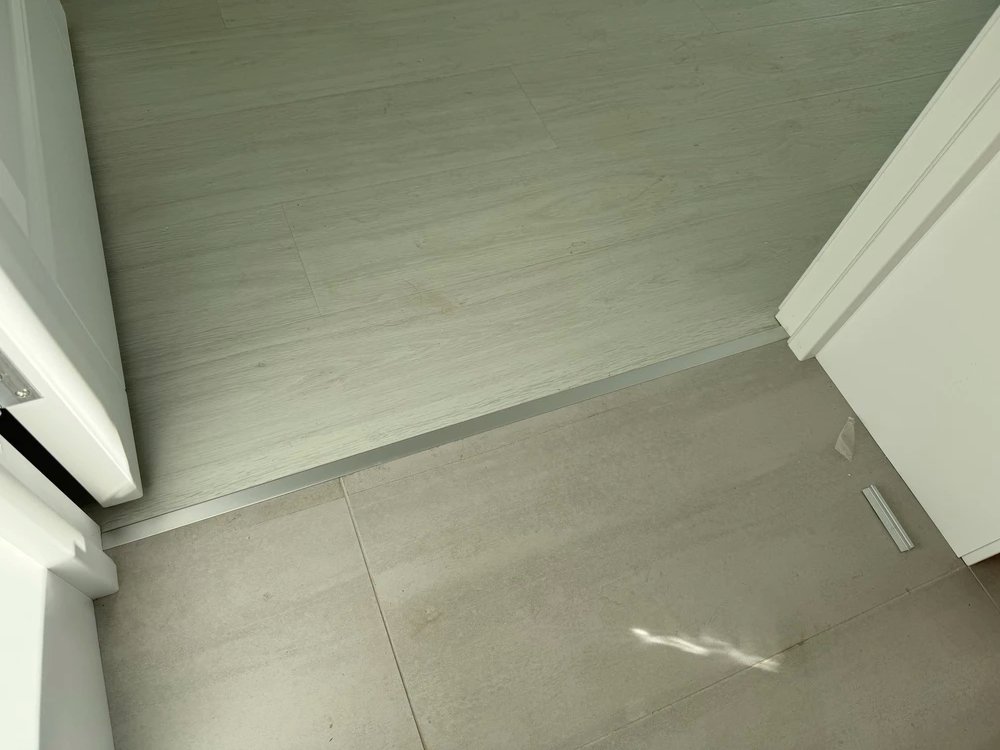 PVS90-10 Профиль Т-образный нержавеющая сталь Тисненый 14мм х 2.7м