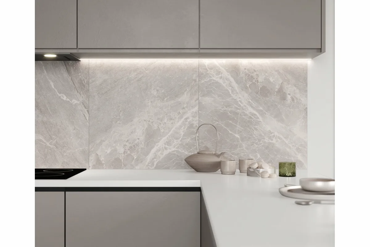 Панель самоклеющаяся ПВХ 300х300 мм 6шт/уп Мрамор Нова Мерит. Цена указана за 0,54 м²