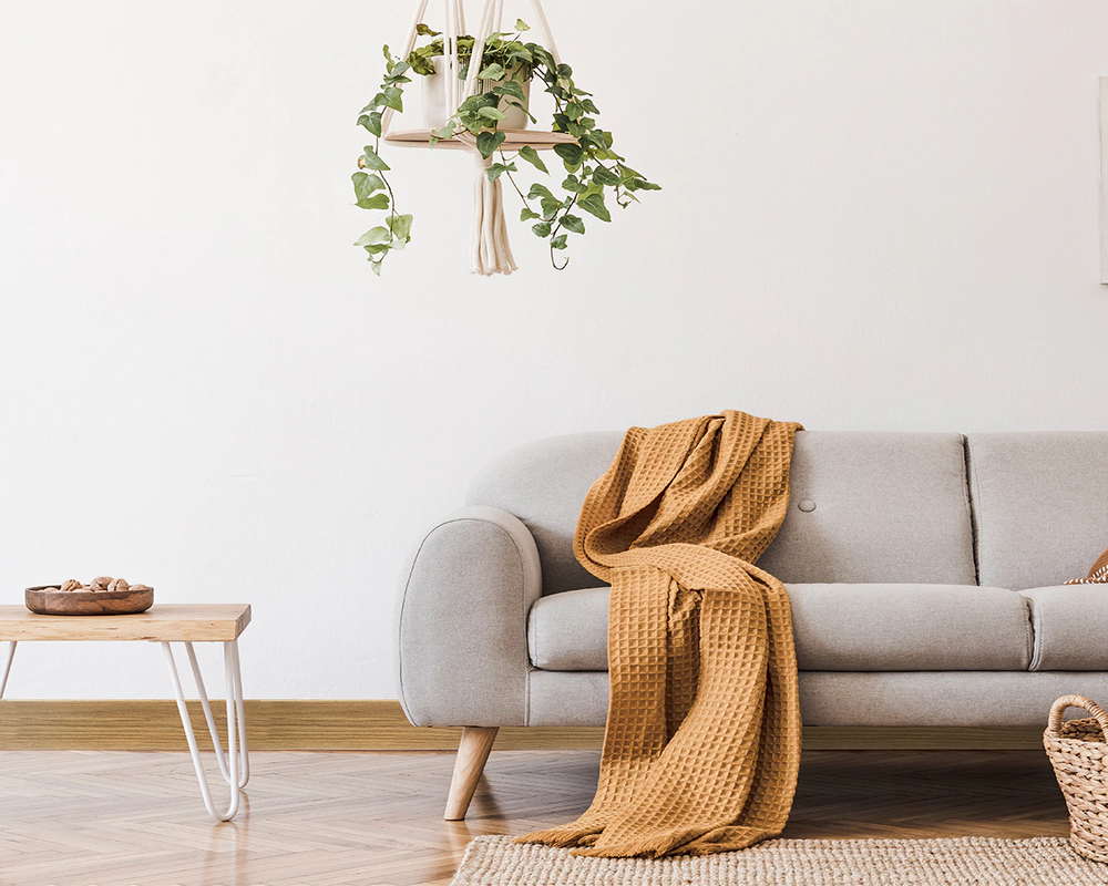 Плинтус ПВХ Cezar матовый с мягким краем HI-LINE PRESTIGE 334 Дуб оливер