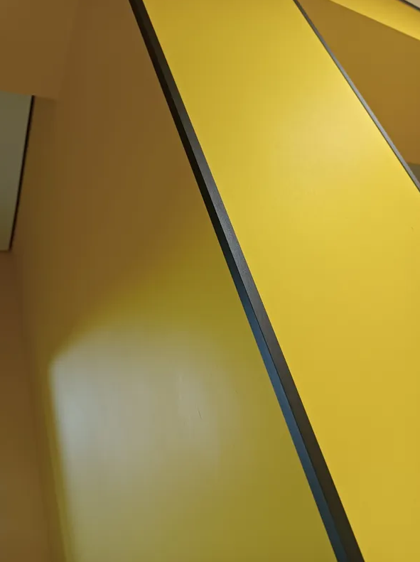 Угол декоративный 20х20 Уп 06-27.2700.515 Черный