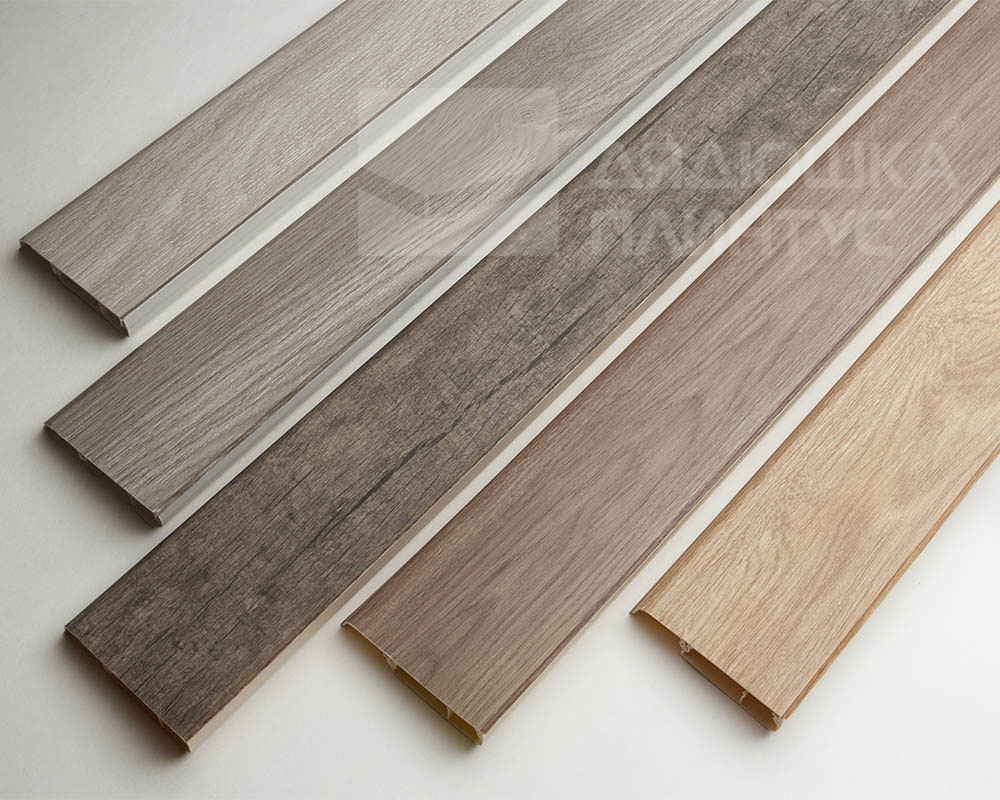 Плинтус ПВХ Salag Lima 72мм 2,5м LY0014 Дуб Пустынный