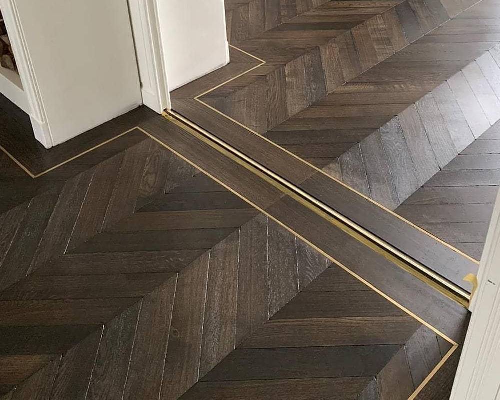 PVL68-05 Профиль Т-образный полукруглый латунь Антик медь светлая 8мм х 2.7м