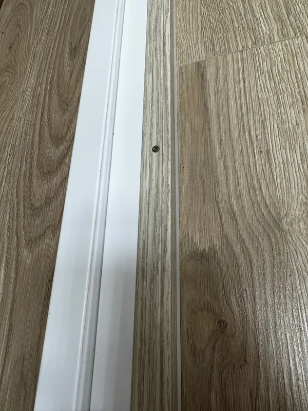 Порог угловой ПУ 03.900.061 Дуб мокко