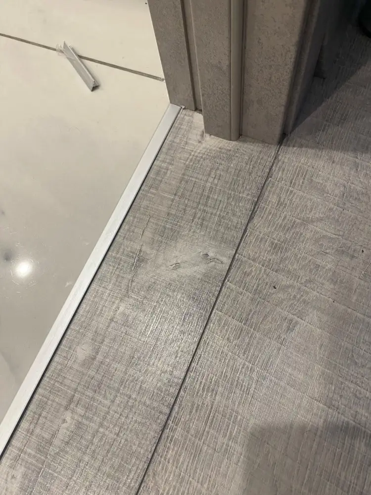 Профиль стыкоперекрывающий ЛС 10НСБ(304).2700.001 2,7 м Серебро