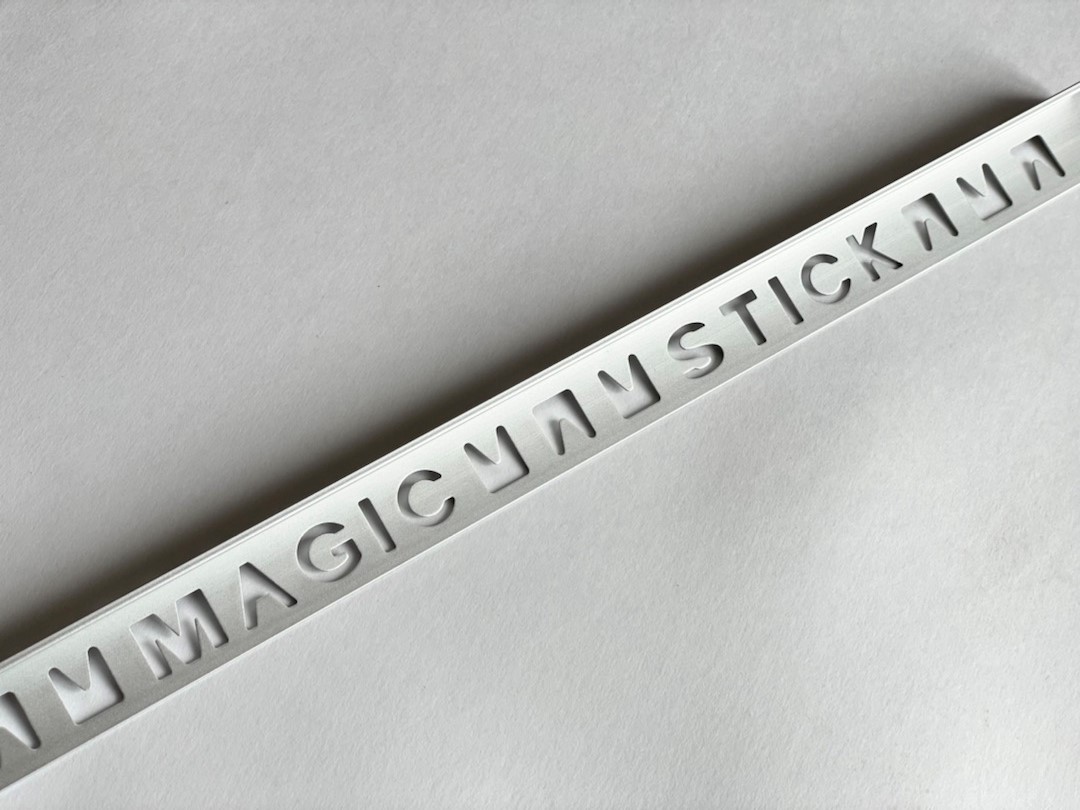 Профиль окантовочный Magic stick MSPK 01-12.2700.01L 12мм 2,7м Серебро Люкс