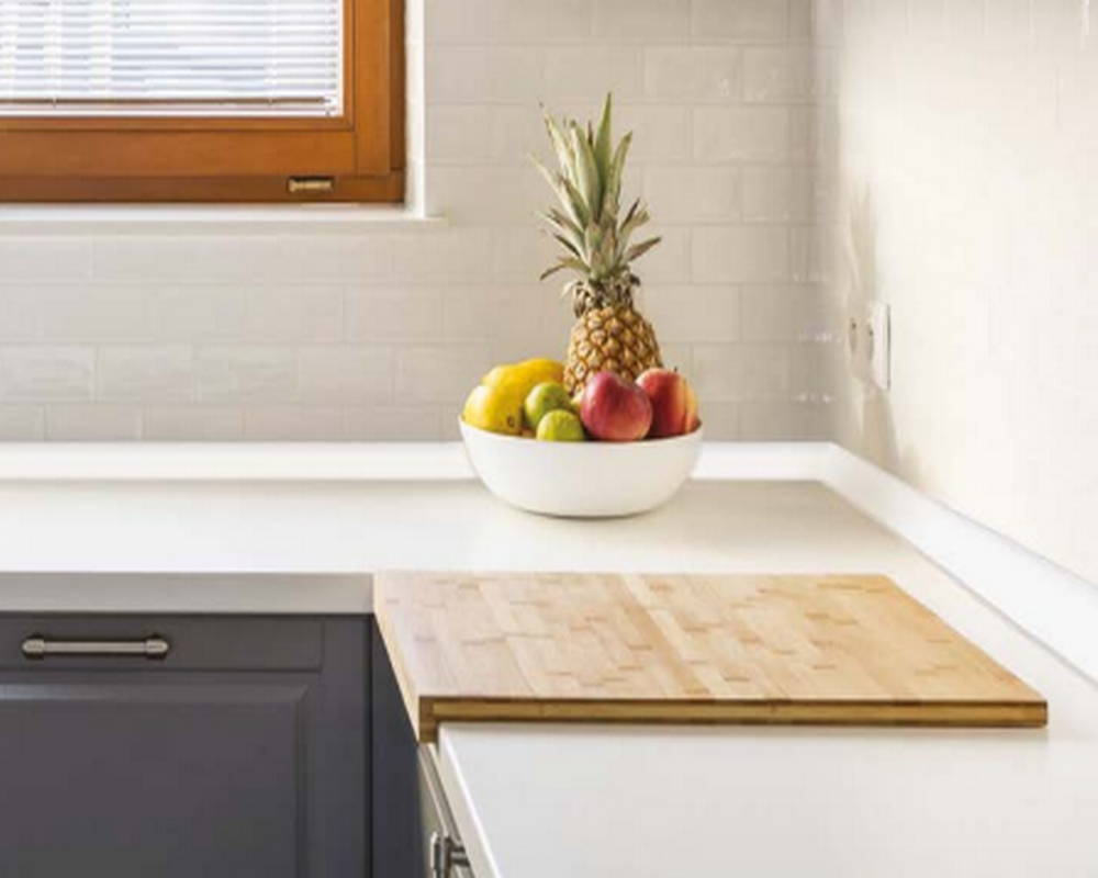 Кухонный плинтус Thermoplast AP630-1200 Алюминий глянец