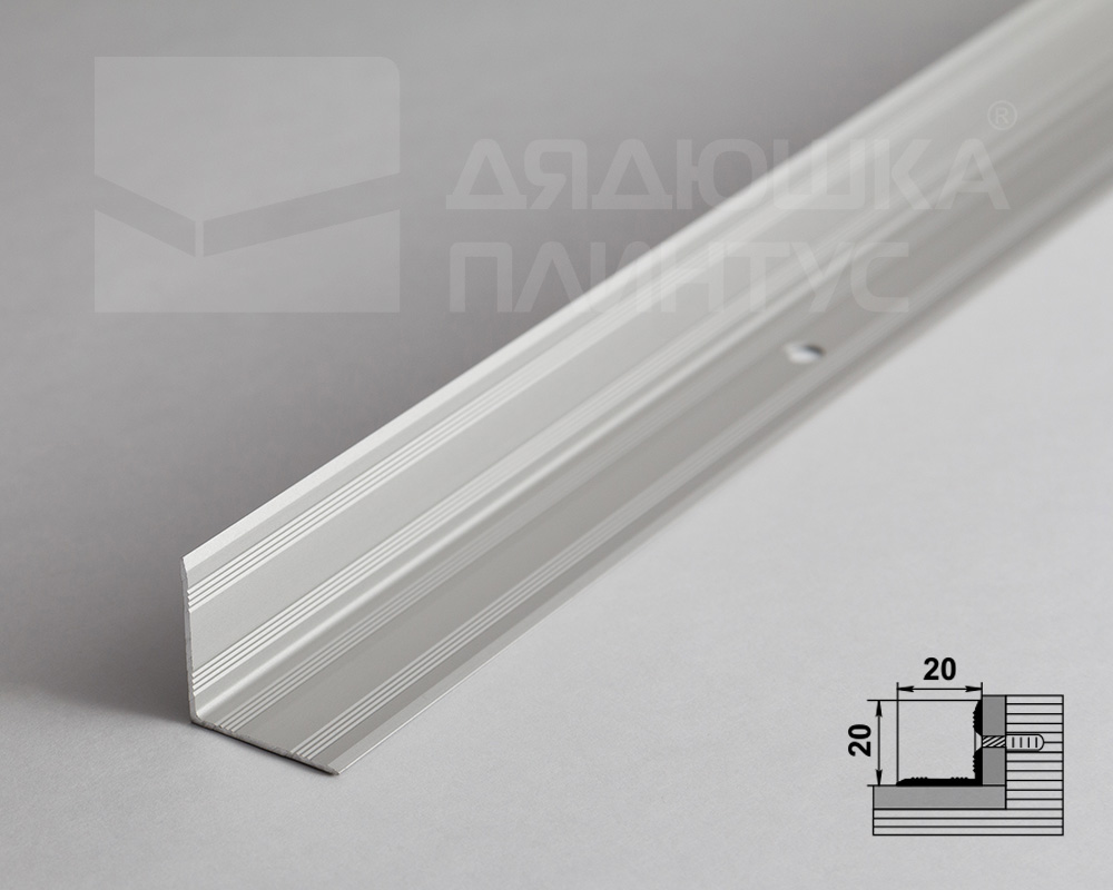 Порог угловой ПУ 05-1.900.01л Серебро