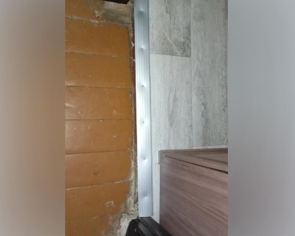 Порог одноуровневый ПС 07-1.1800.02л Золото