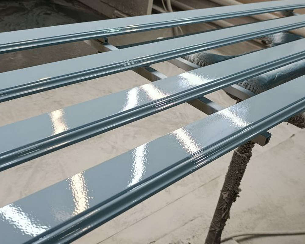 Плинтус СОЛИД 1 UHD 47/80 80*16,5*2000. Окраска включена в стоимость