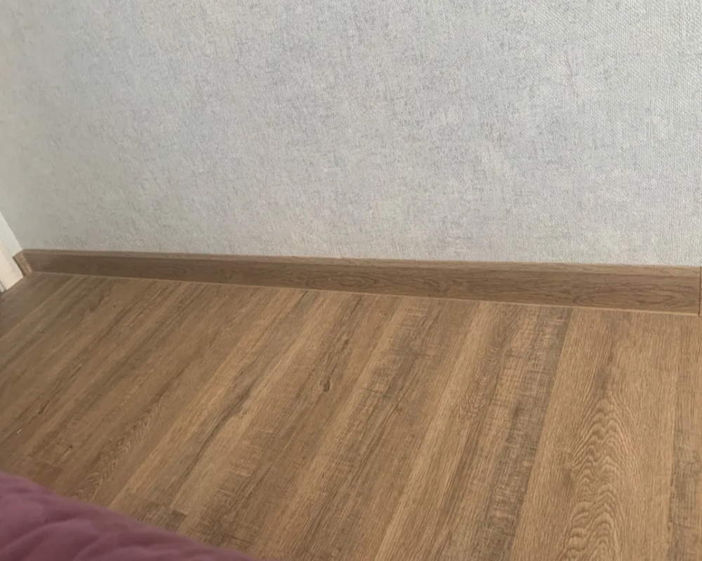 Плинтус ПВХ Salag Lima 72мм 2,5м LY0014 Дуб Пустынный