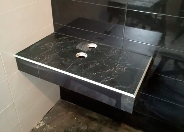 Профиль окантовочный ПК 04.2700.02л Золото