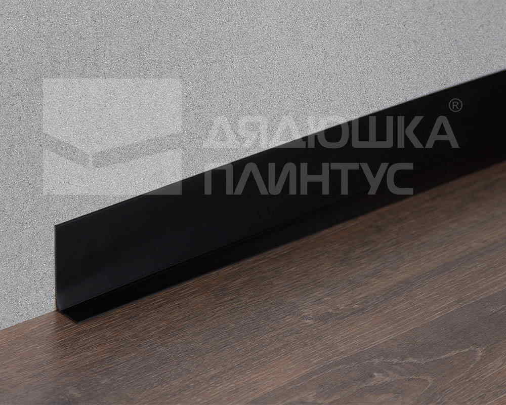 Плинтус эластичный ПВХ Dollken WL50 50мм х 15мм 0110 Черный