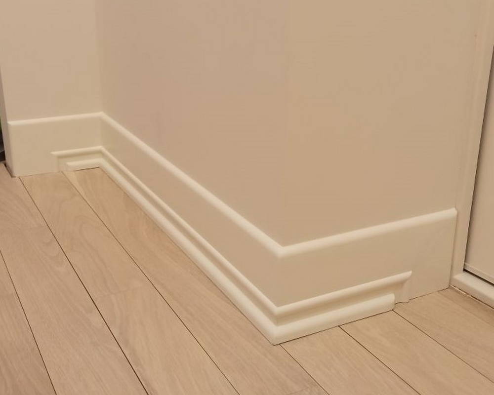 Плинтус из полистирола высокой плотности NMC Wallstyl FD21 Белый