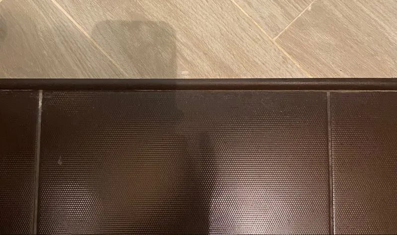 Профиль окантовочный ПК 03-12.042лп Шампань полированая