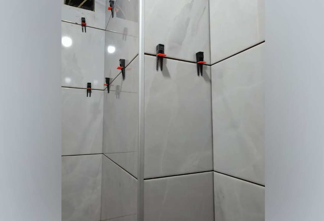 Профиль окантовочный Волшебная палочка Expert MSPKE 03-12K.2700.01L 12Kмм 2,7м Серебро Люкс