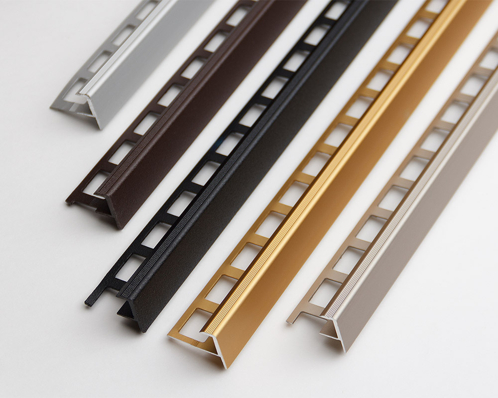 Профиль окантовочный ПУ 13.2700.15 Черный