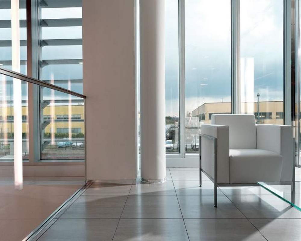 Плинтус из нержавеющей стали Пл 60-1НС.2700.001