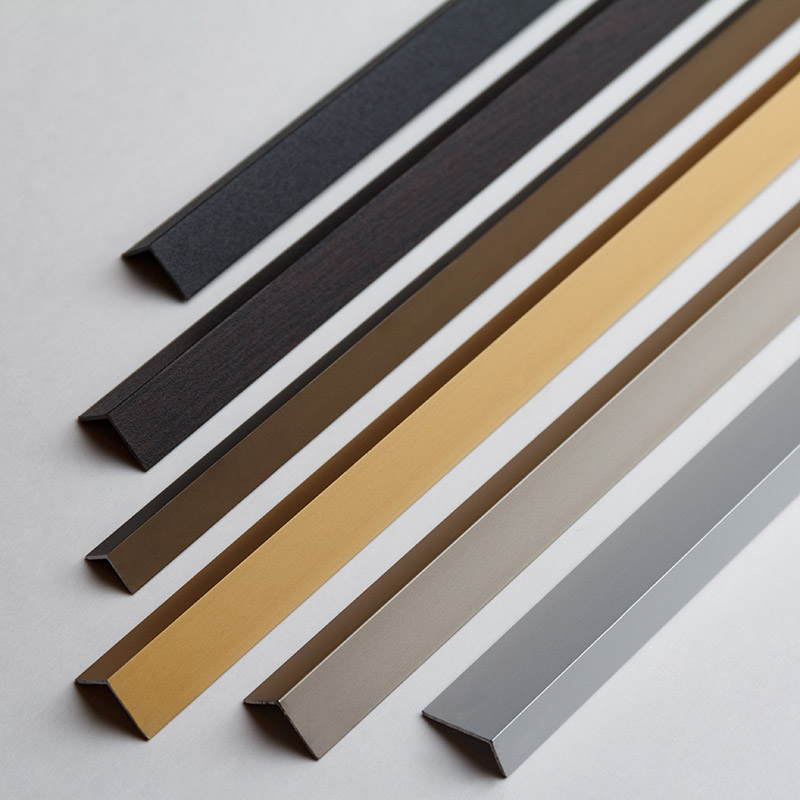 Угол декоративный Уп 14-27.2700.501л