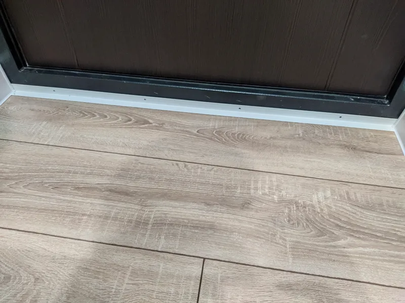 Порог угловой ПУ 05-1.2700.288 Орех