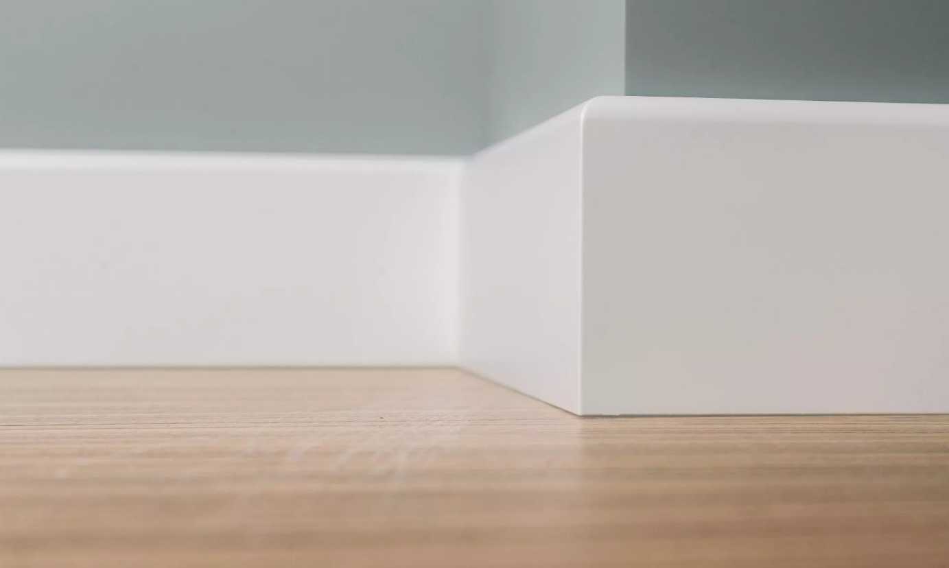 Плинтус МДФ Волшебная палочка. Гарден 200 Белый