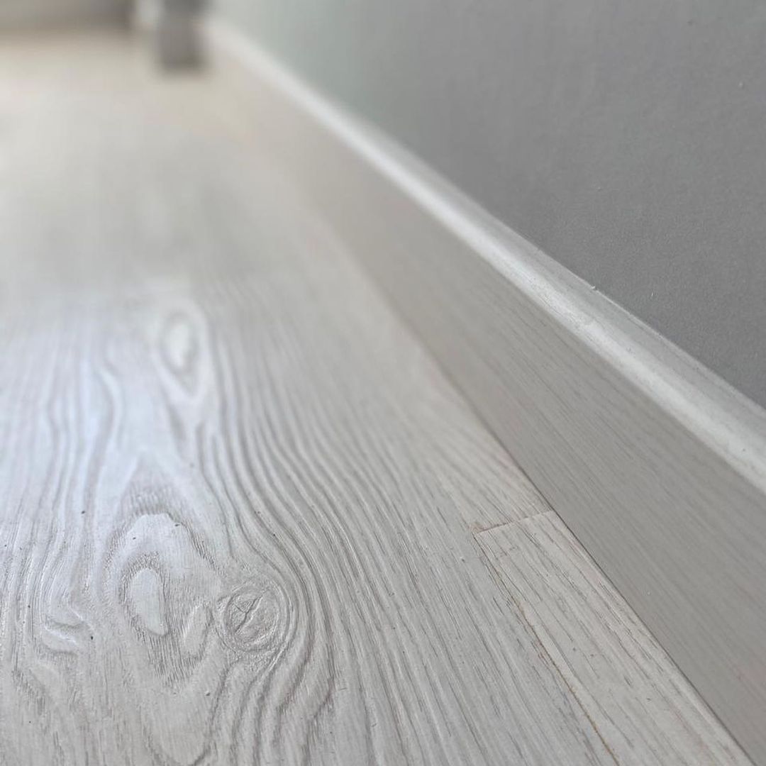 Плинтус МДФ Smartprofile Strong 80М Дуб серена графит