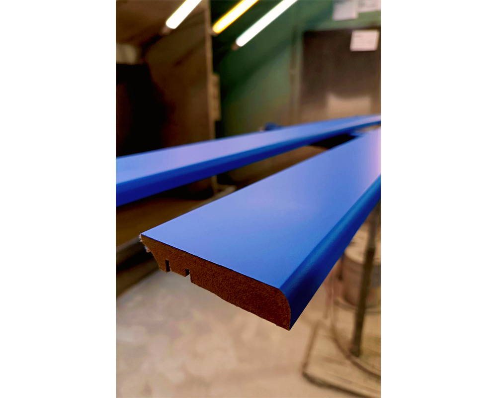 Плинтус МДФ 80М 80мм 2,4м. Окраска включена в стоимость