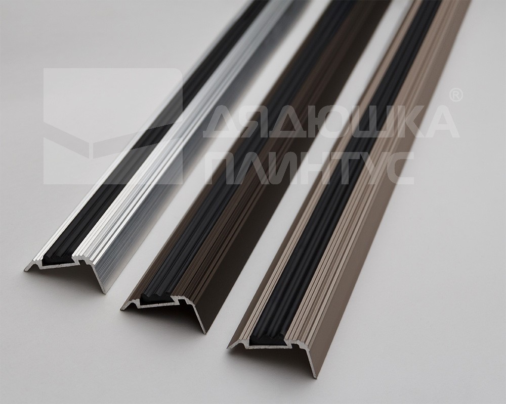 Порог угловой ПУ 07-1.900.04л Бронза