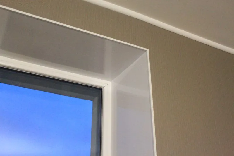 Угол декоративный Уп 14-27.2700.501л