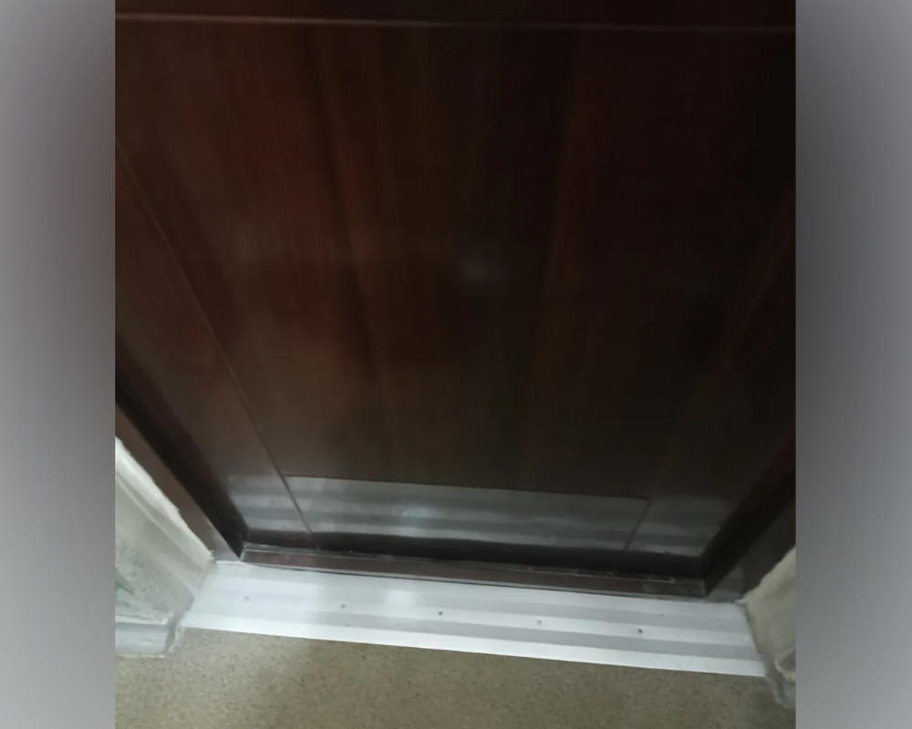 Порог одноуровневый ПС 07-1.1800.02л Золото