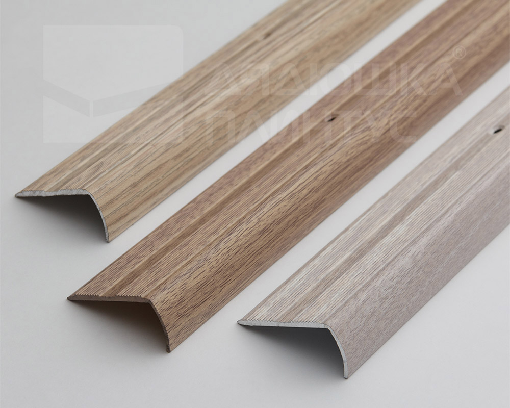 Порог угловой ПУ 06.2700.058 0,9 м Бетон сильвер