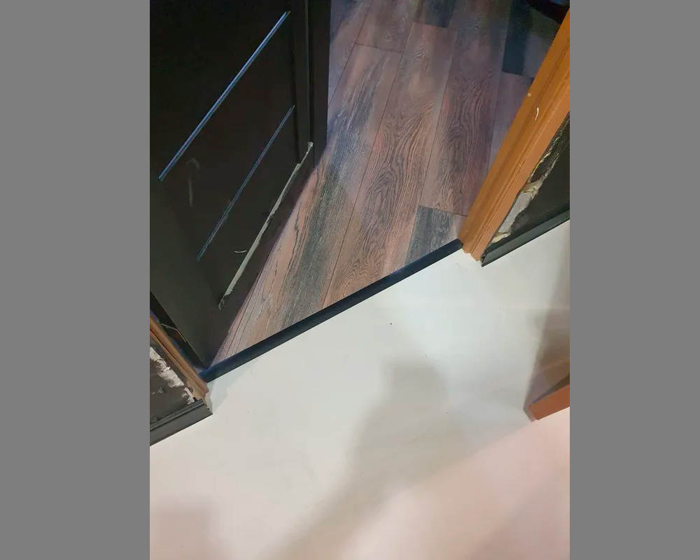 Самоклеящийся порог ЛС 35.2700.4021 Венге танзанский