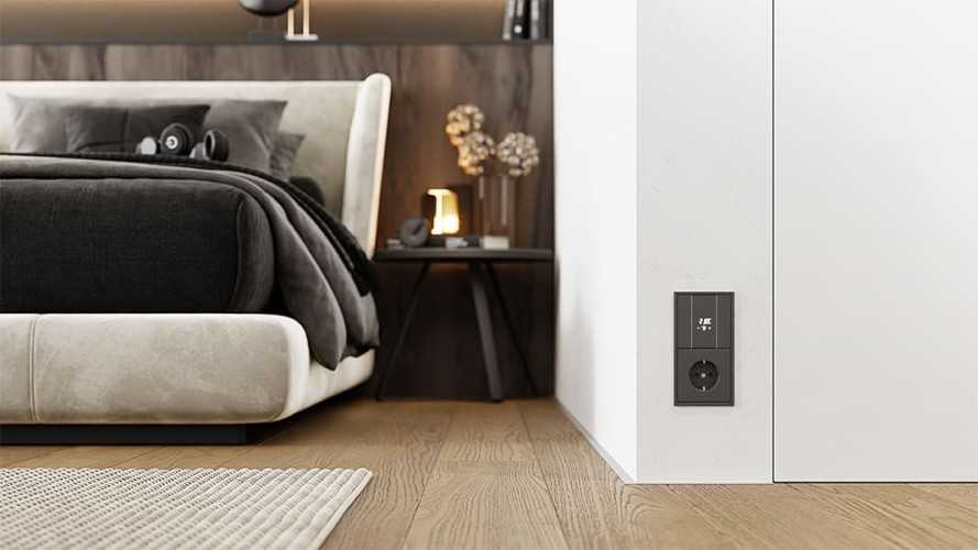 Антиплинтус Апл 01.2700.01л. Серебро матовое