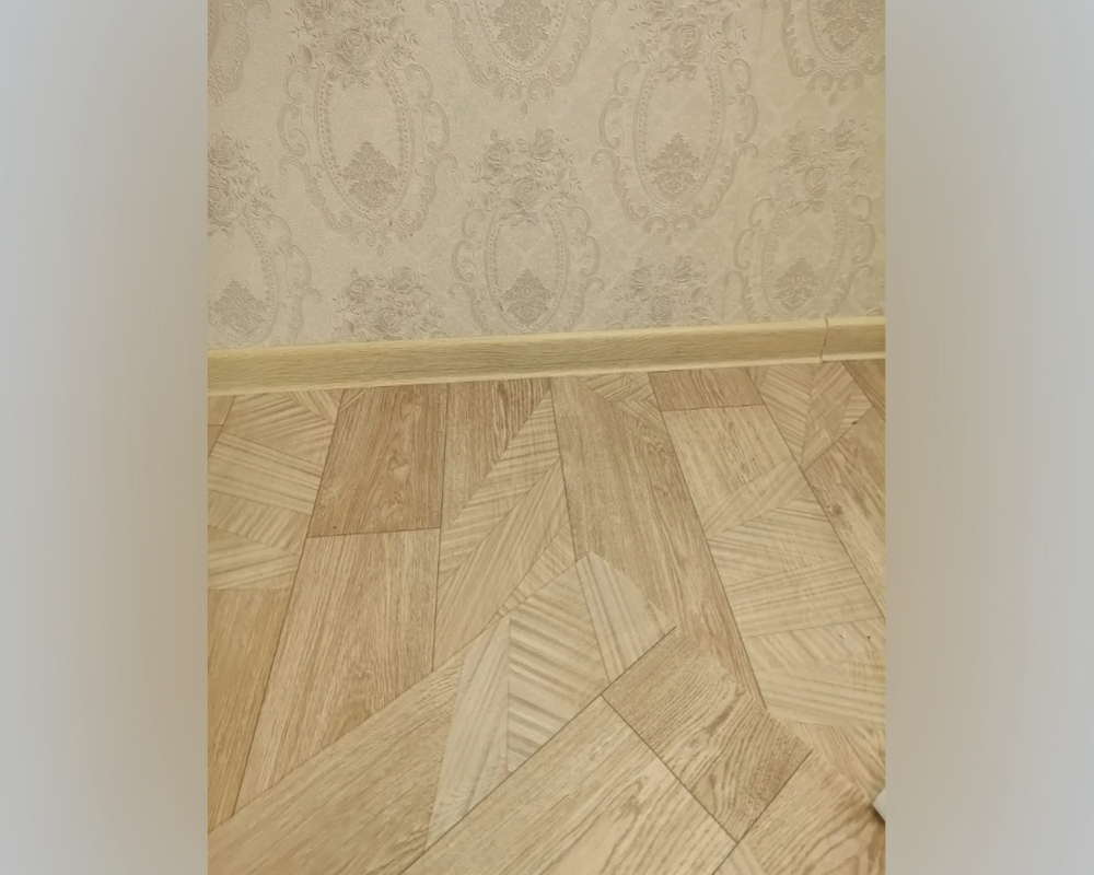 Плинтус ПВХ Salag Lima 72мм 2,5м LY0001 Дуб Сканди