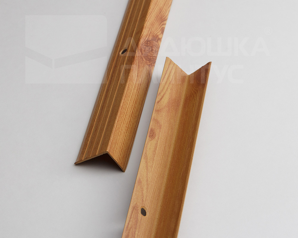 Порог угловой ПУ 05-1.900.01л Серебро