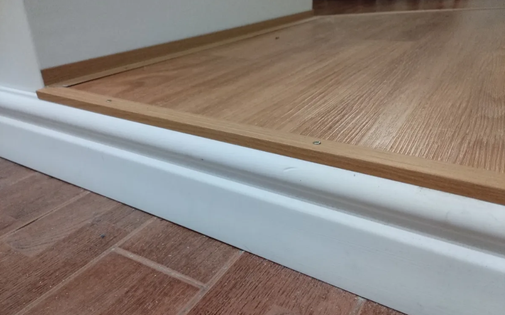 Порог угловой ПУ 01.2700.2105 Дуб арктик