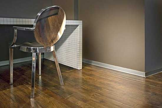 Плинтус алюминиевый KLD118.84 2,8м 100 мм Серебро брашированное