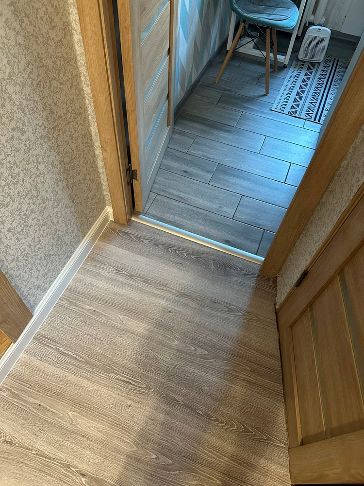 Порог разноуровневый ПР 06.2700.284 Дуб универсальный